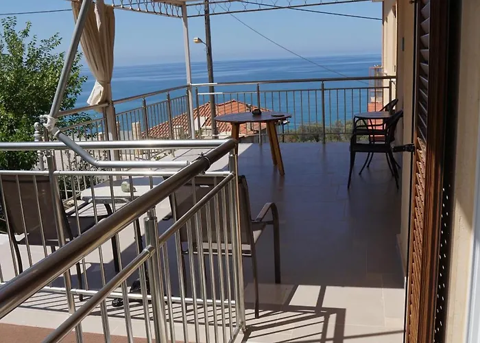 Sea And Sun Apartments Kardamili
